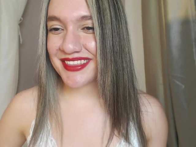 Fotografii Luciadallas Red lips, flames and pleasure, i'll be yours, be a gentleman, play with my toys, make vibrate my pussysquirt special show!! @Anal,#teen 22 years old #naughty #with every goal, tease!