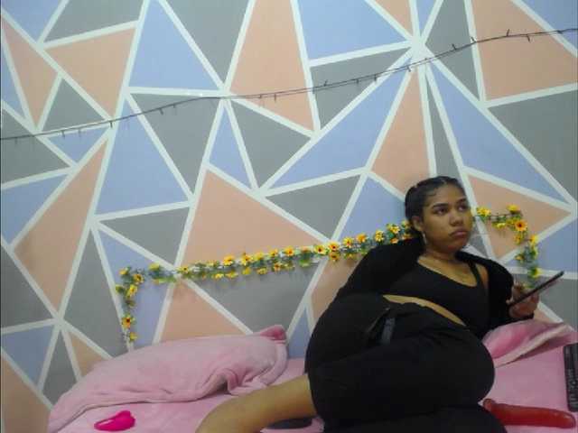 Fotografii lucianas-19 show dildo SHOW **** SHOW ****