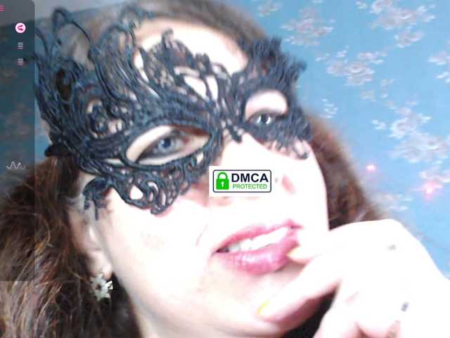 Capturi de ecran de difuzare LucianaSanders