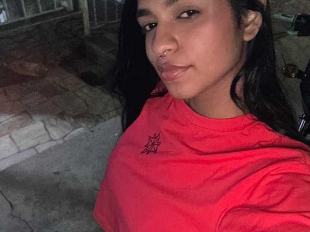 Fotografie a profilului LucyLove11