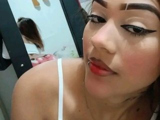 Chat video erotic Luna-Bella-1