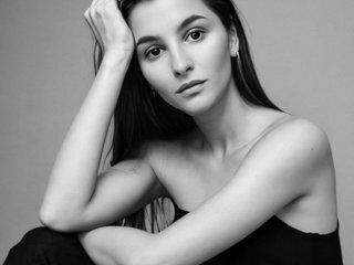 Chat video erotic Lunaai