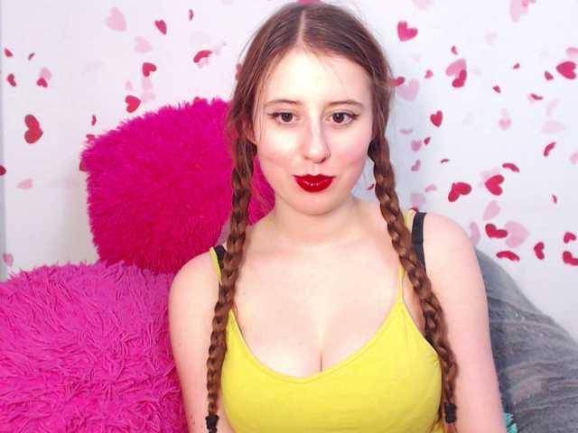 Capturi de ecran de difuzare LunaaRed