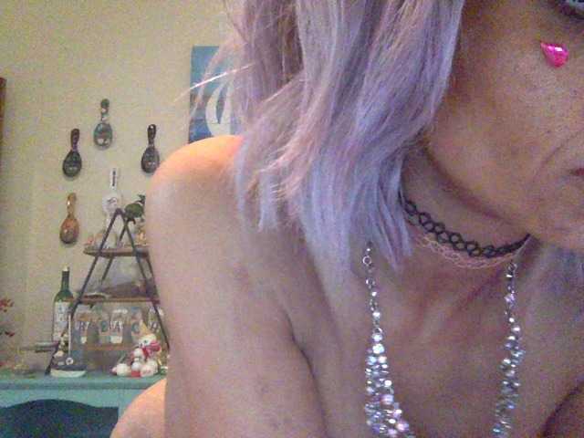 Capturi de ecran de difuzare LunaKittyKat3