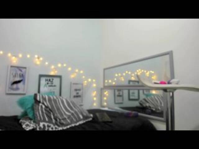 Capturi de ecran de difuzare lupe-bell