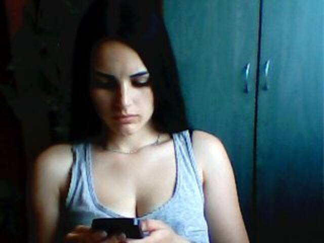 Capturi de ecran de difuzare LusiaSweet