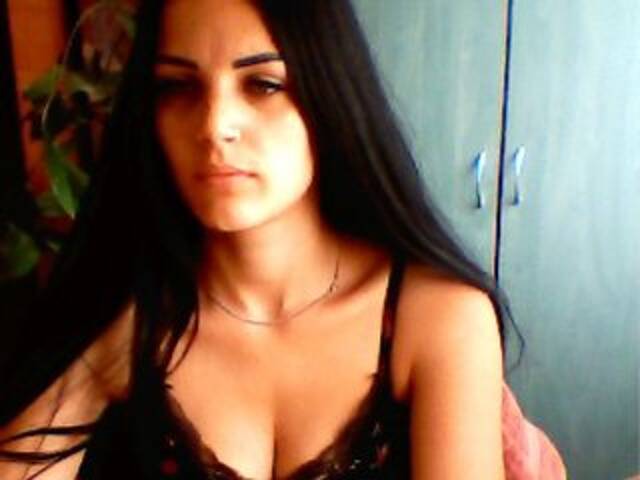 Capturi de ecran de difuzare LusiaSweet