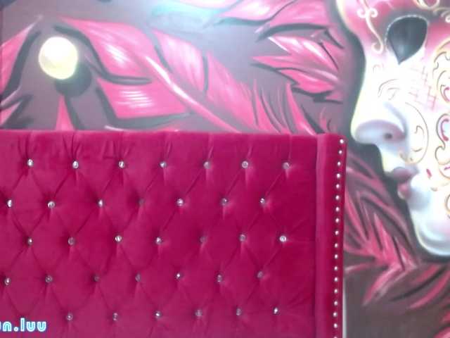 Capturi de ecran de difuzare LuuBrown