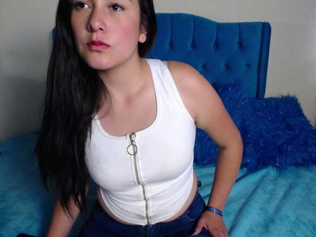 Capturi de ecran de difuzare MaddyGrey