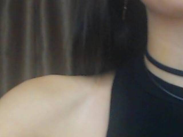 Capturi de ecran de difuzare Madellyn