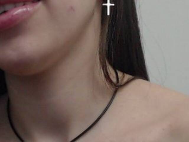 Capturi de ecran de difuzare Madellyn