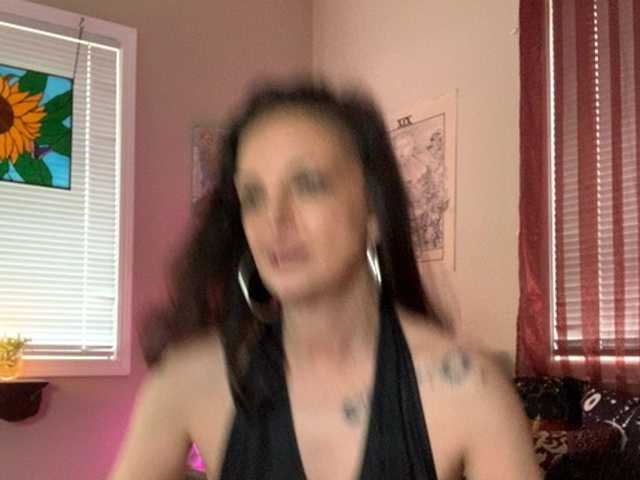 Capturi de ecran de difuzare MadisonMonroe1111
