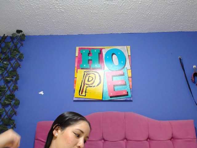 Capturi de ecran de difuzare MADISONXANDER