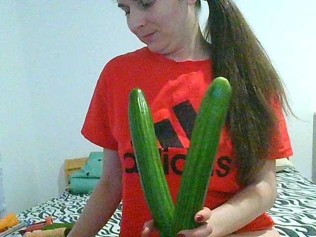 Fotografii MagalitaAx go pvt ! i not like free chat!!! all for u in show!! cucumbers will play too