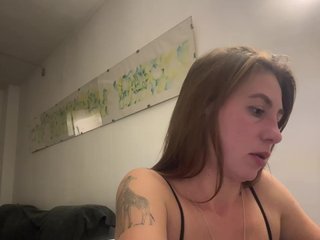 Chat video erotic MaggieModest