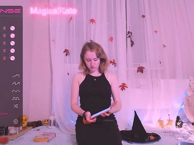 Fotografii MagicalKate Halloween party. Magic oil on my body @remain , full naked in pvt