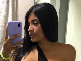 Chat video erotic MagucitaHot