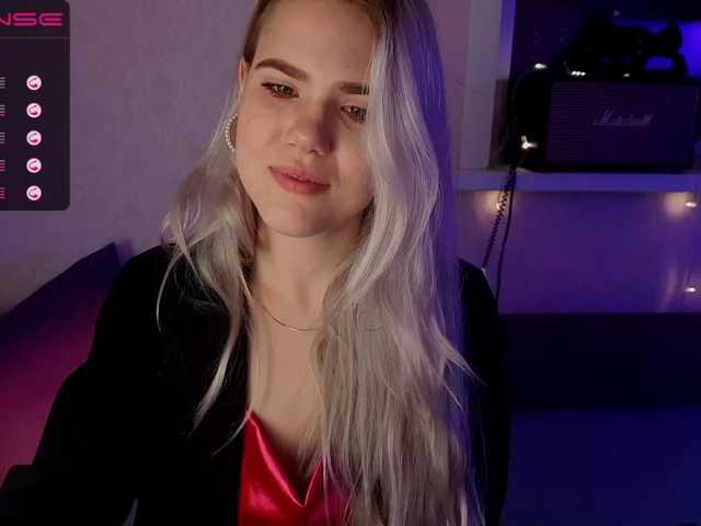 Capturi de ecran de difuzare MainGirl