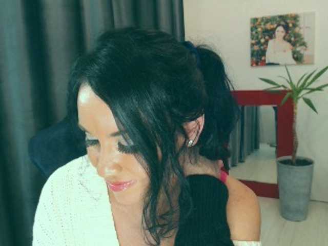 Capturi de ecran de difuzare Malibugirl