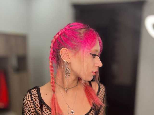 Fotografie a profilului Malv1na