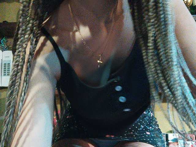 Capturi de ecran de difuzare Alenyschka