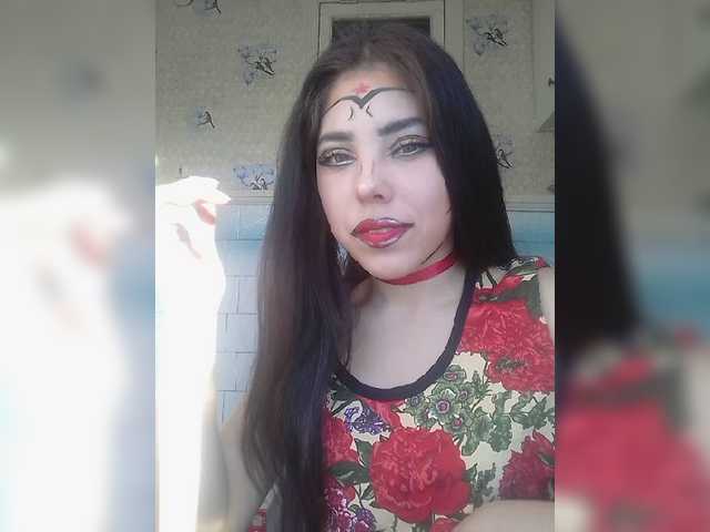 Capturi de ecran de difuzare ManiMiss