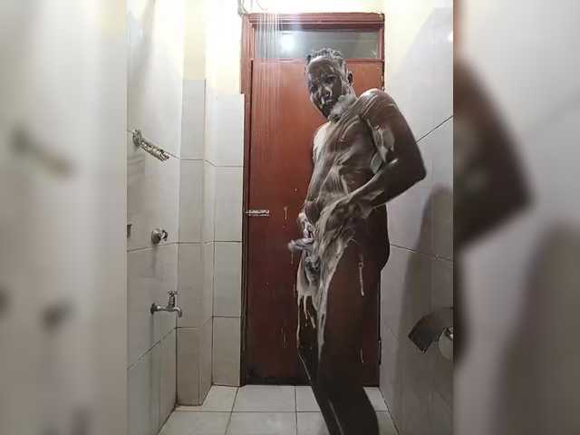 Capturi de ecran de difuzare Manthicoh