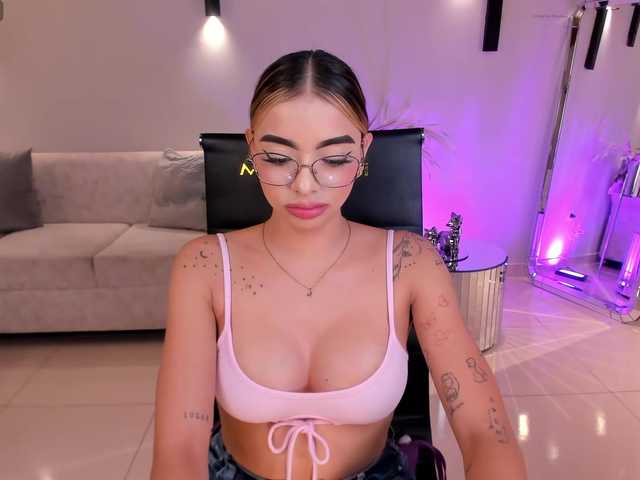 Fotografii MaraRicci We have some orgasms to have, I'm looking forward to it.♥ IG: @Mararicci__♥At goal: Make me cum + Ride dildo @remain ♥