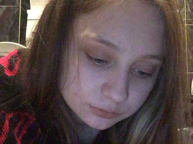 Capturi de ecran de difuzare Mariahiness18