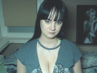 Capturi de ecran de difuzare MaribellLucky