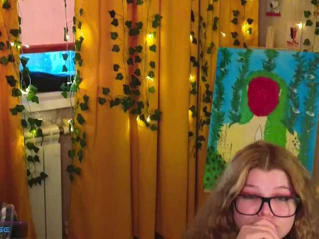 Capturi de ecran de difuzare Marichloe1