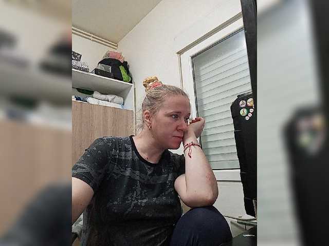 Capturi de ecran de difuzare lorenarubia