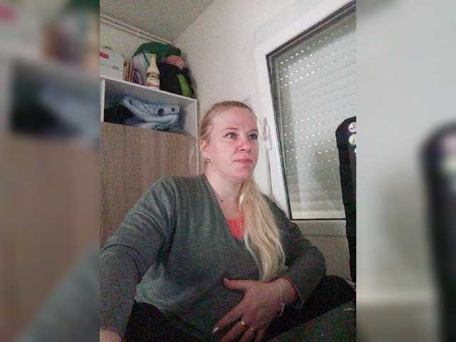 Capturi de ecran de difuzare lorenarubia