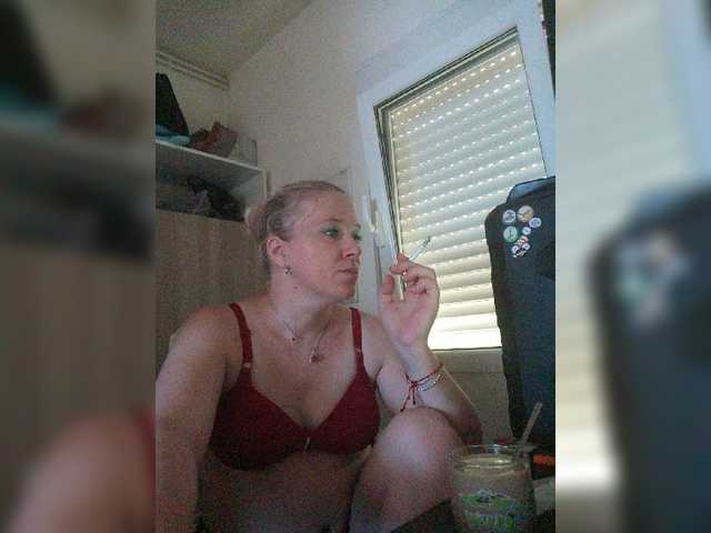 Capturi de ecran de difuzare lorenarubia