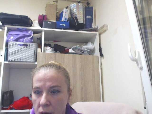 Capturi de ecran de difuzare lorenarubia