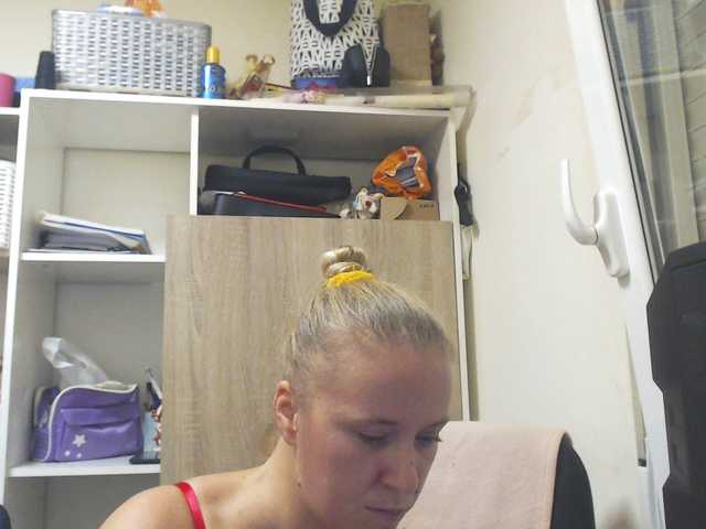 Capturi de ecran de difuzare lorenarubia