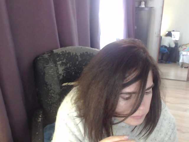 Capturi de ecran de difuzare MARIIKA13