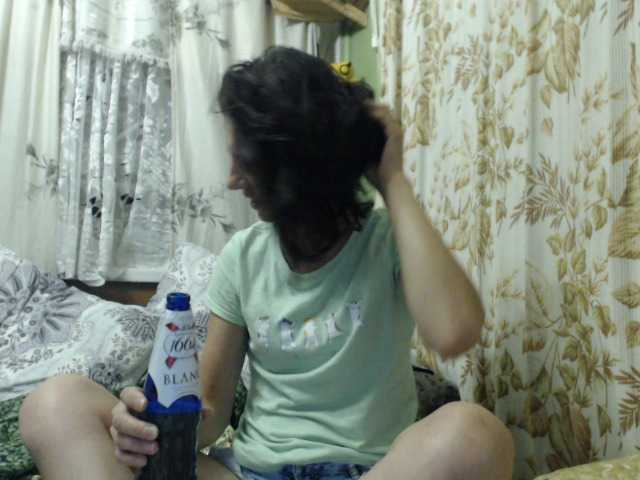 Capturi de ecran de difuzare MarinaQwert