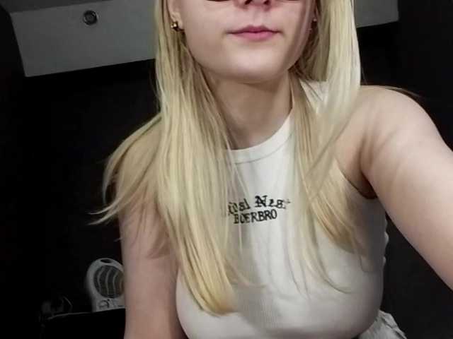 Capturi de ecran de difuzare MariselaFlasher