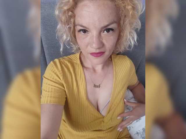 Capturi de ecran de difuzare MarleenQueen
