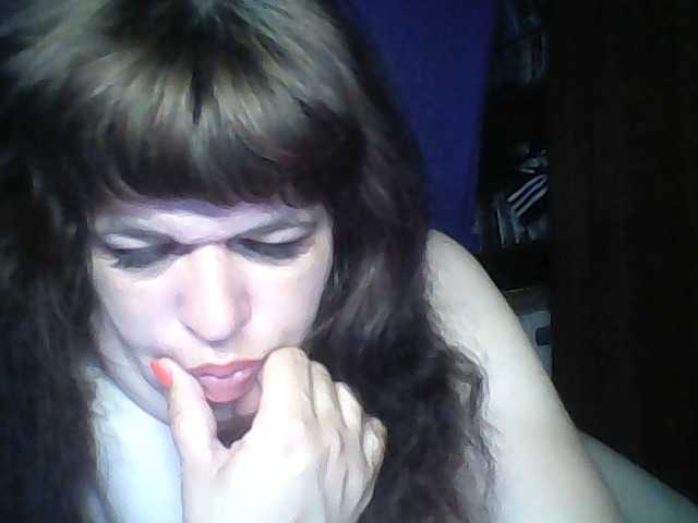 Capturi de ecran de difuzare MaroonRosa