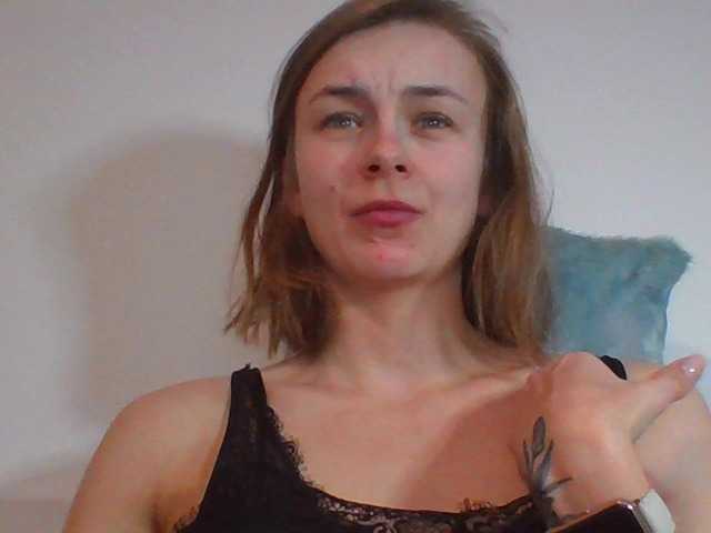 Capturi de ecran de difuzare MarrySexy