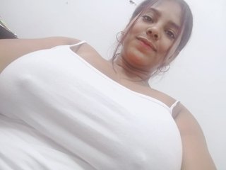 Chat video erotic Martinaeliana01