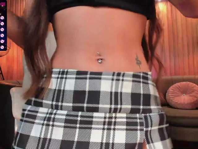 Capturi de ecran de difuzare MaryLewis