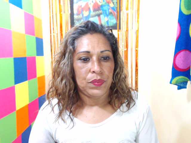 Capturi de ecran de difuzare maturedevora