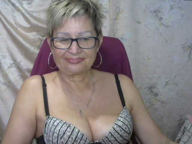 Fotografii MatureLissa Who wants to see mature pussy ? pls for @total English and German