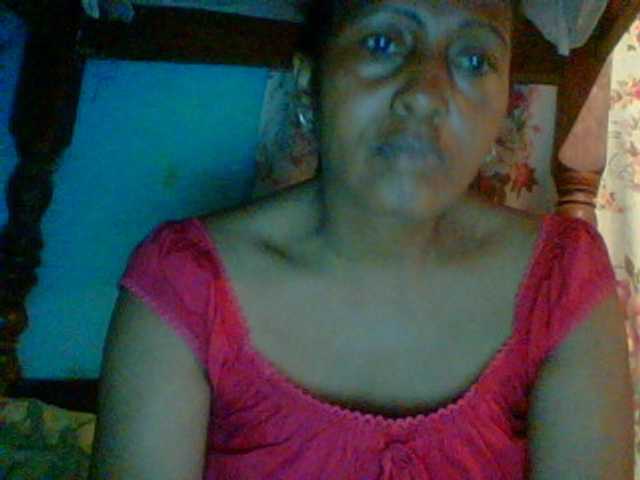 Capturi de ecran de difuzare maturewoman