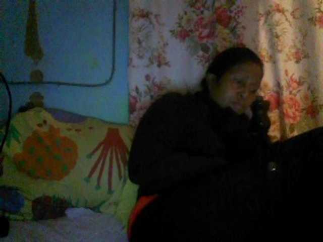 Capturi de ecran de difuzare maturewoman