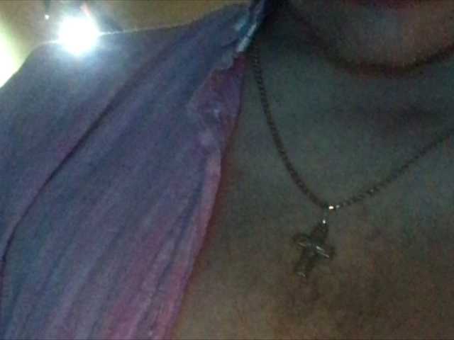 Capturi de ecran de difuzare Max---Nika