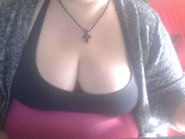 Fotografii mayalove4u lush its on ,1 to make my toy vibra, 5 for like e,15#tits 20 #ass 25 #pussy #lush on , please one tip